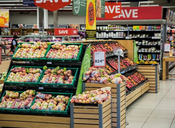 Neuromercadotecnia, Comportamiento Del Consumidor, Estrategia De Mercadotecnia, Ciencia Del Cerebro, Publicidad, Toma de Decisiones Del Consumidor, Neurociencia, Diseño De Productos, Conciencia De Marca Respuesta Emocional, Intención De Compra, Percepción, Efectividad Publicitaria, Investigación De Mercado